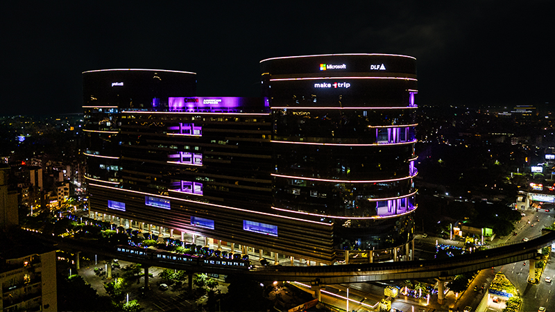 building no 5 DLF Epitome